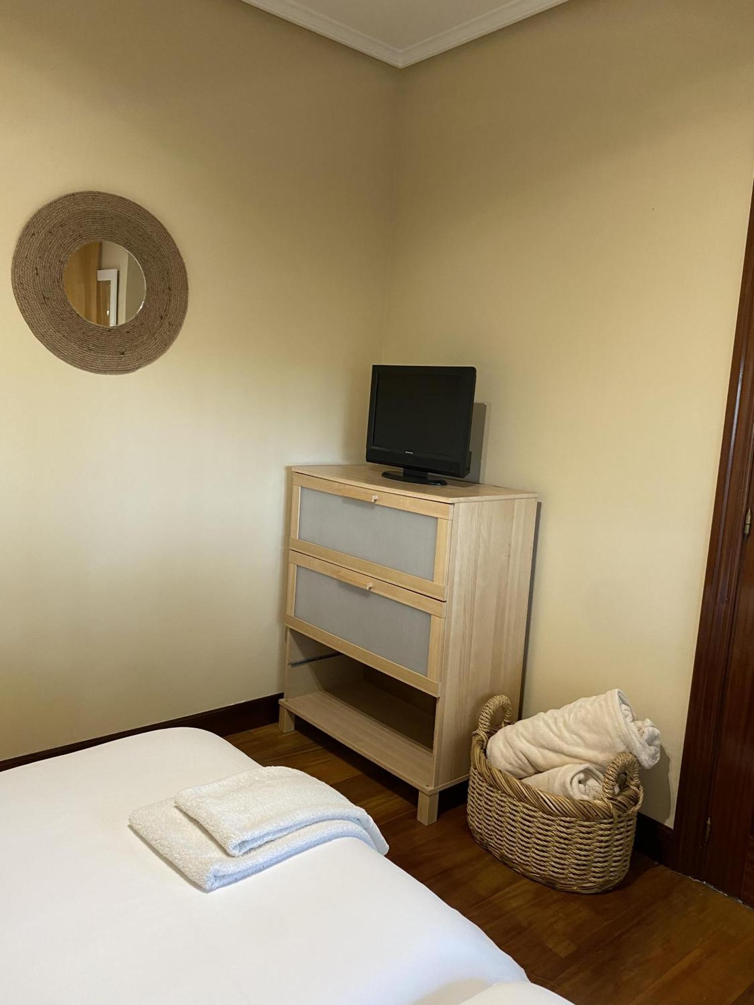 El Tejado De Santa Ana Guest House Barrika Ruang foto